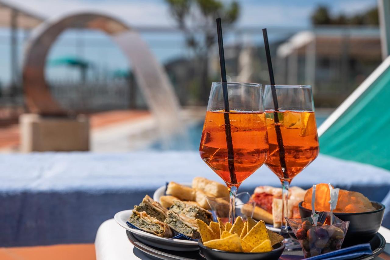 Hotel Bellevue Et Mediterranee 디아노마리나 외부 사진